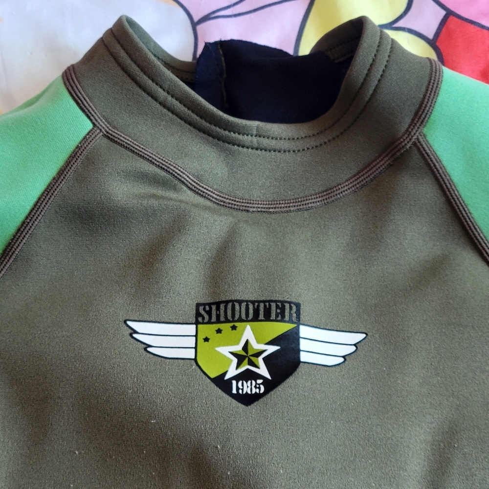 Kids Camo Wetsuit Size 8 - Picture 3 of 9
